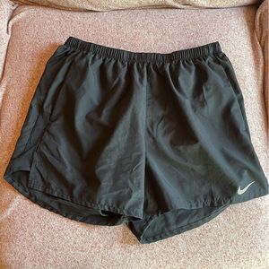 Men’s XL NIKE Dri-fit shorts 5’ inseam